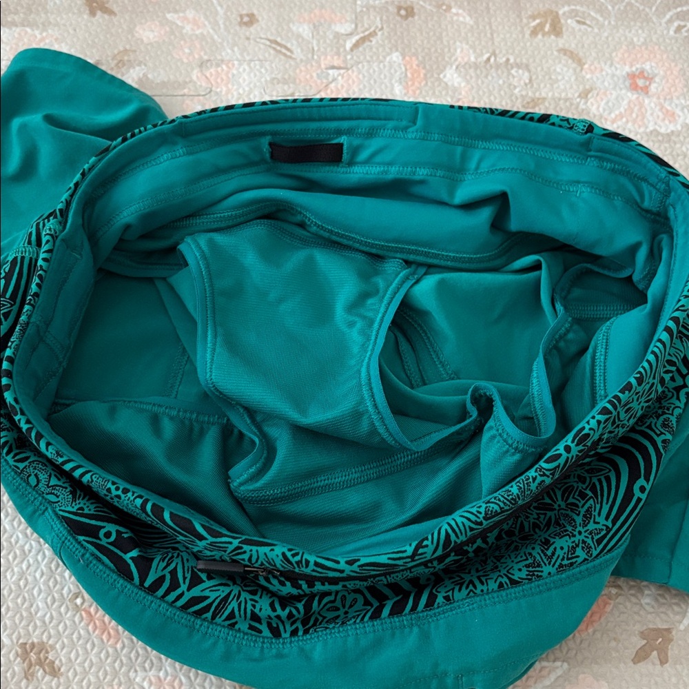 Lululemon Run Times Short II 4” Size 2 Spirit Green - Picture 8 of 11